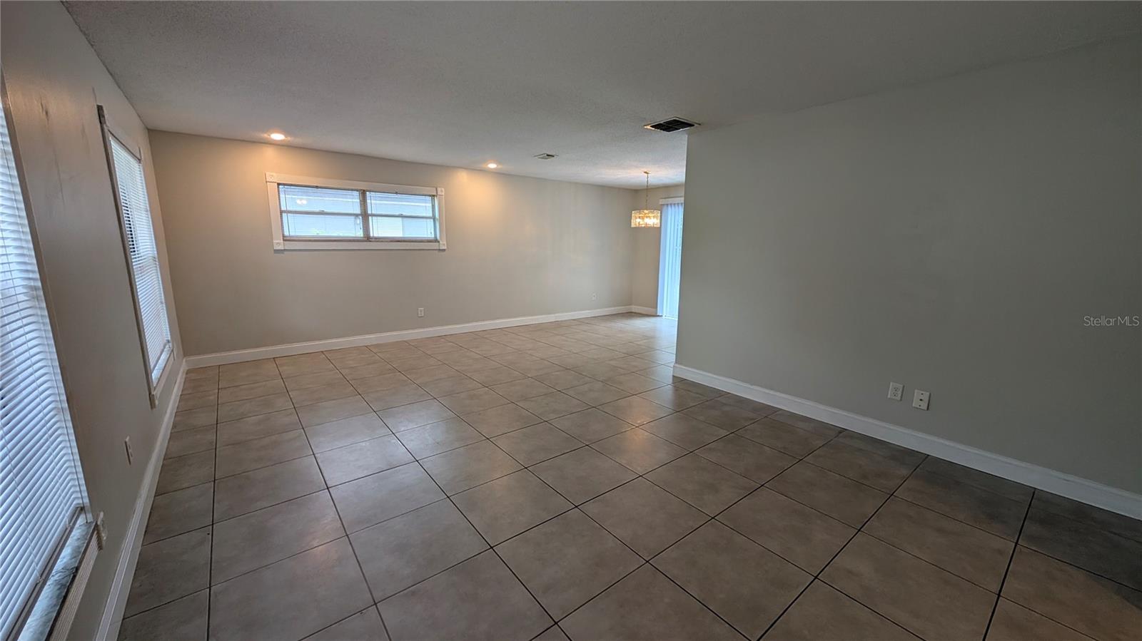 SPRING OAKS UNIT 2 - Residential Lease