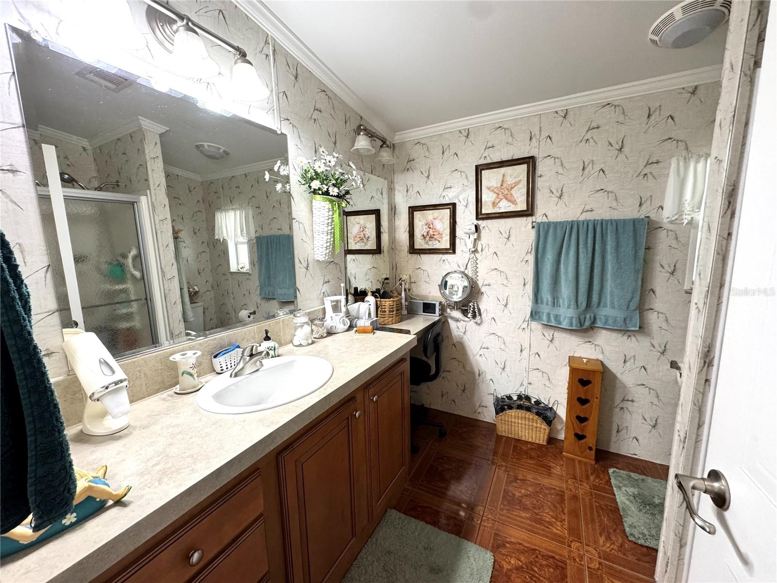 SKYWAY VILLAGE ESTATES CO-OP - Residential