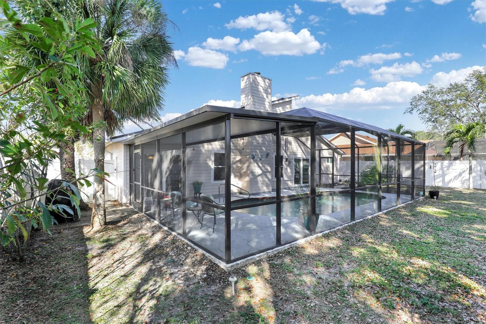 LAKE SARASOTA - Residential