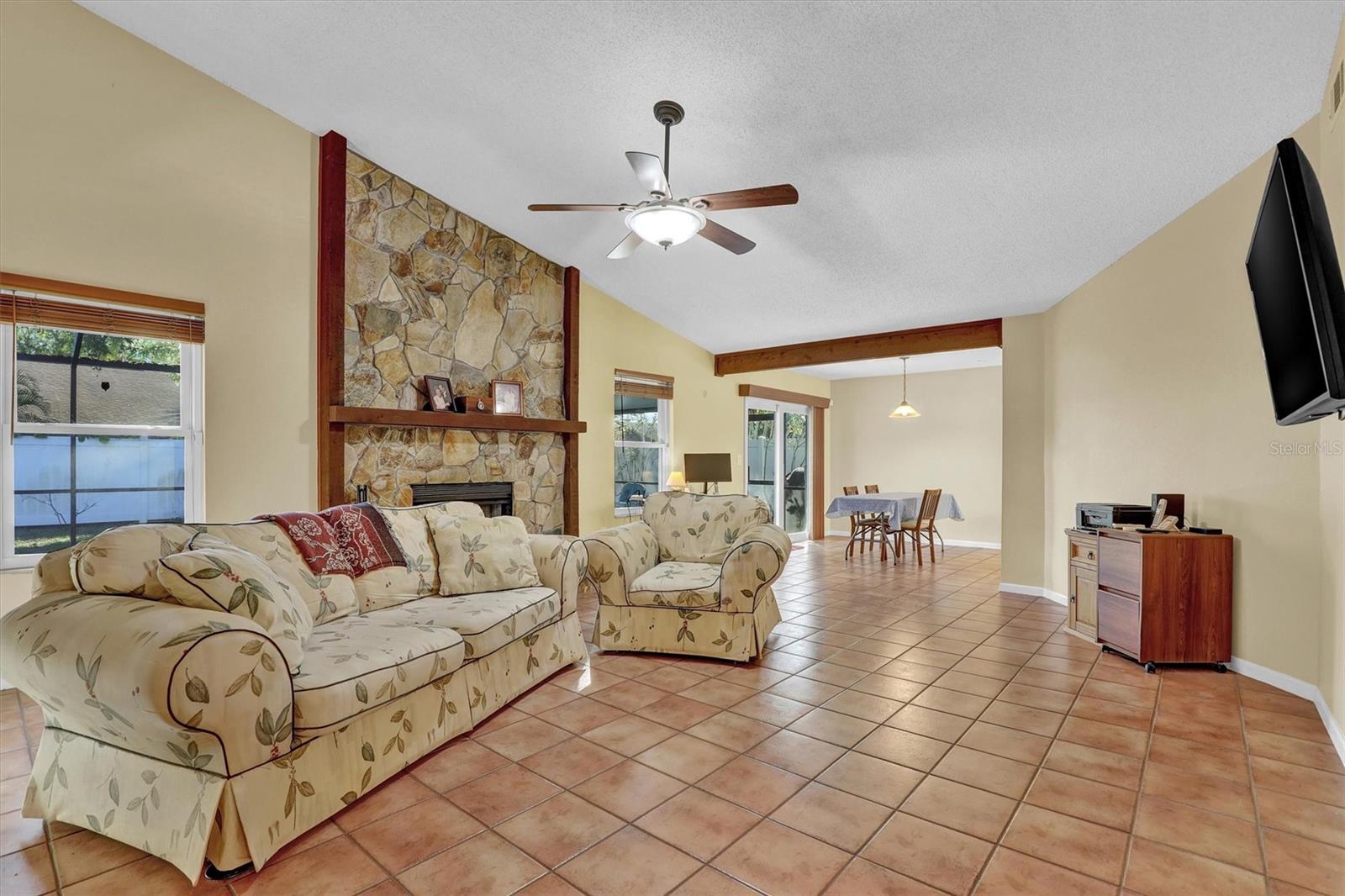 LAKE SARASOTA - Residential