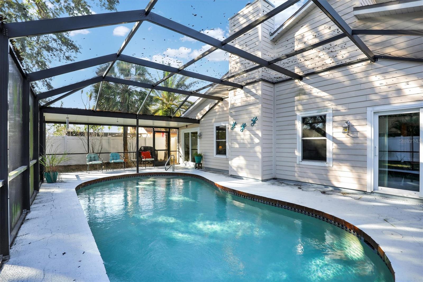 LAKE SARASOTA - Residential