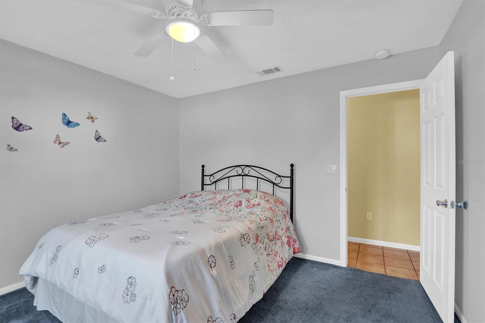 LAKE SARASOTA - Residential