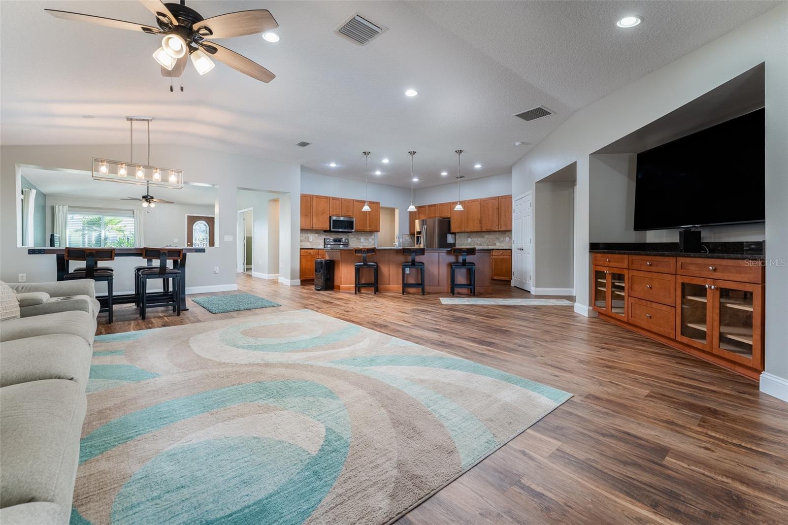 HARBOUR ISLES PH 1 - Residential