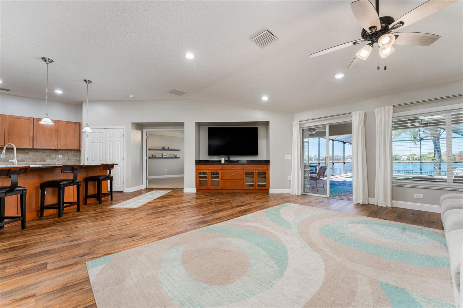 HARBOUR ISLES PH 1 - Residential