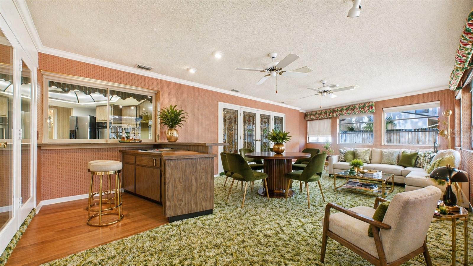 TEMPLE TERRACE ESTATES REP - Residential