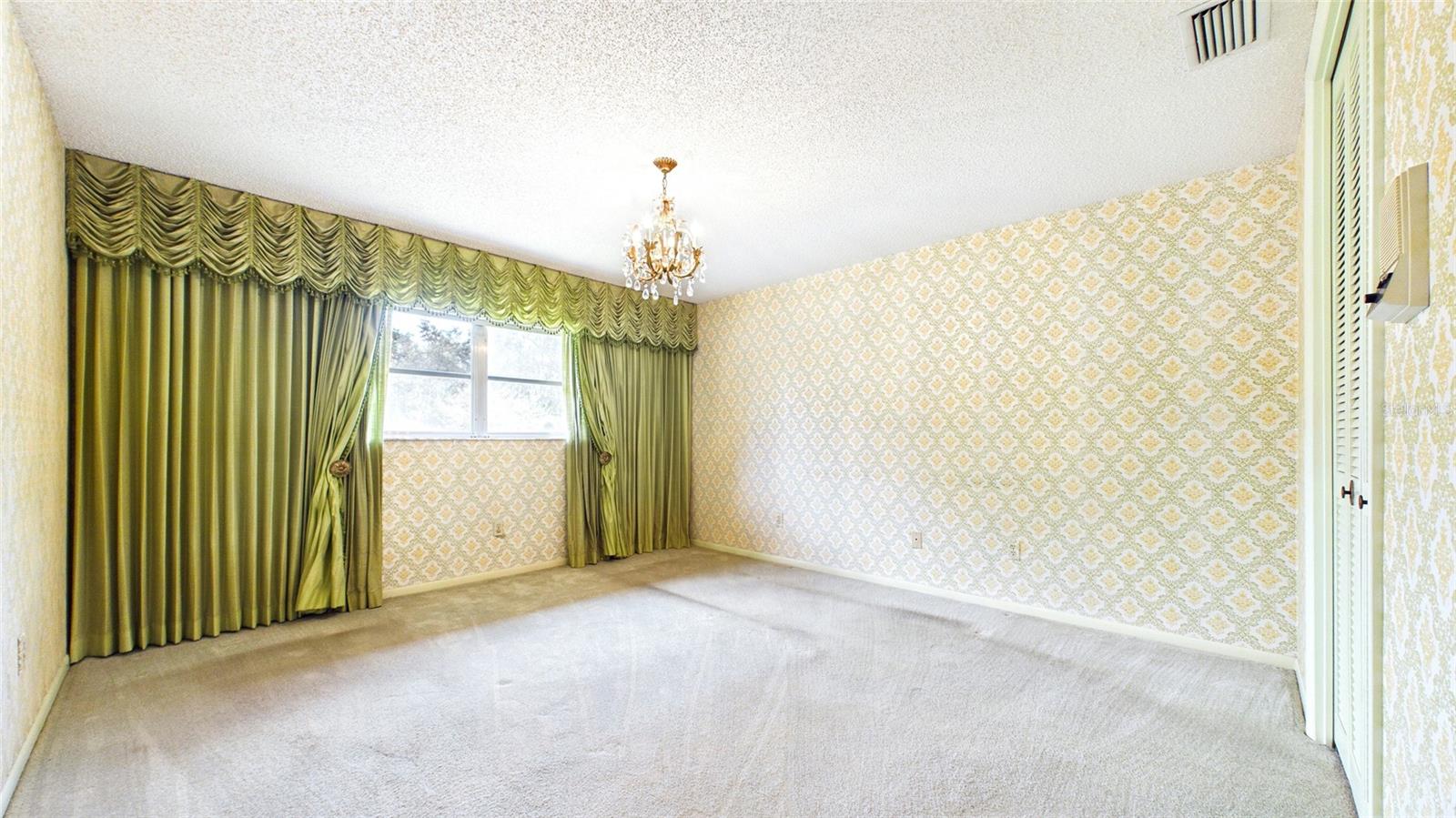 TEMPLE TERRACE ESTATES REP - Residential