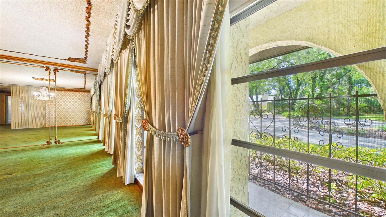 TEMPLE TERRACE ESTATES REP - Residential