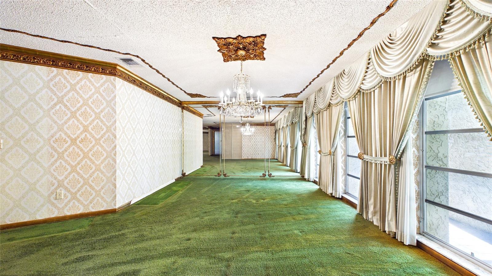 TEMPLE TERRACE ESTATES REP - Residential