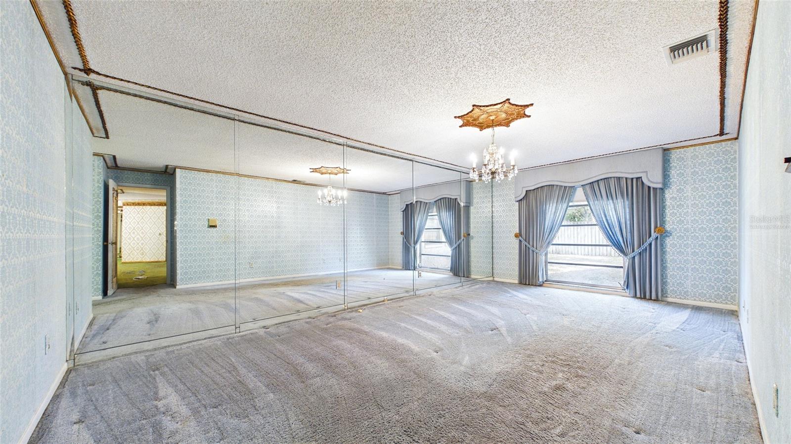 TEMPLE TERRACE ESTATES REP - Residential