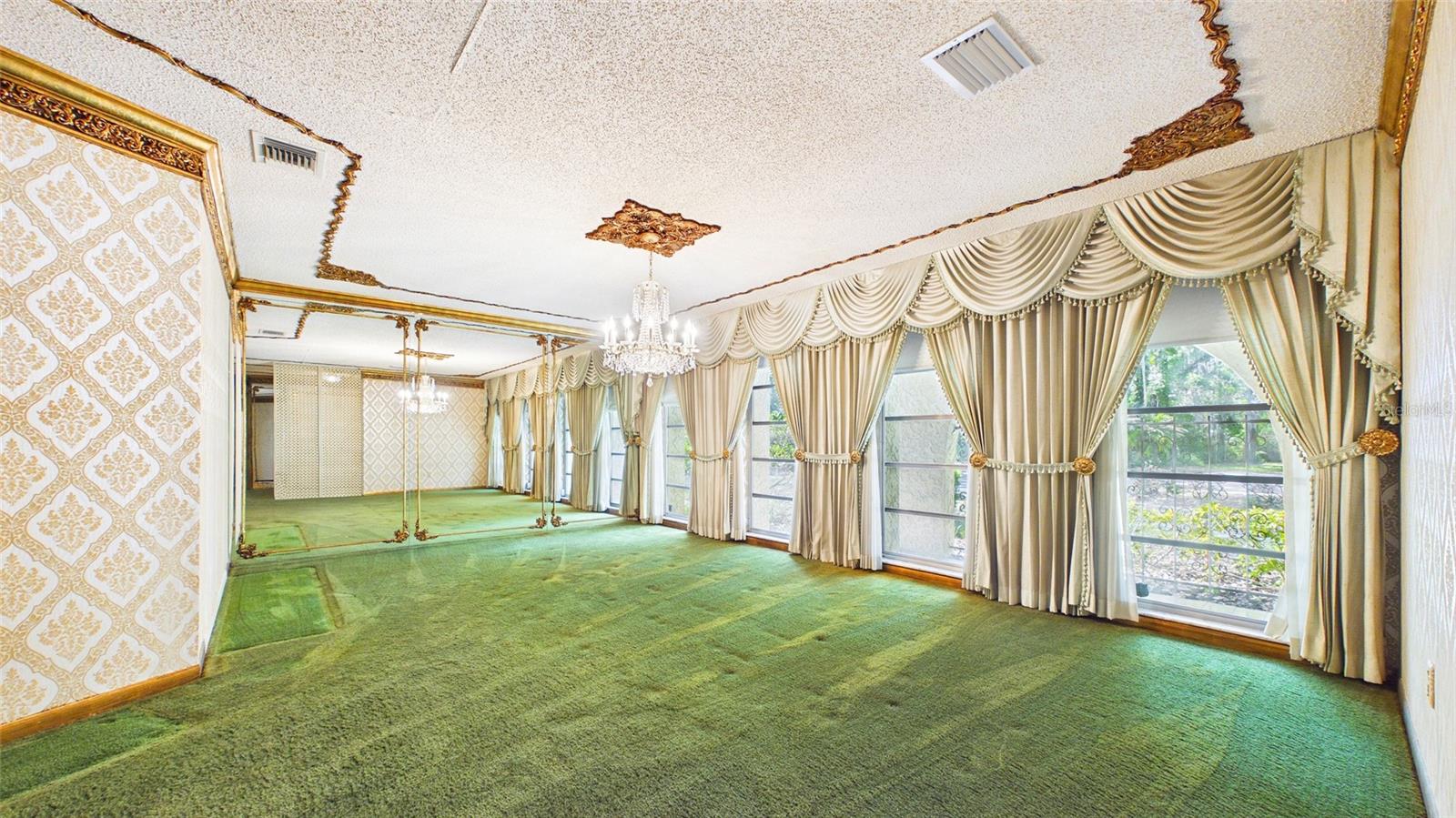 TEMPLE TERRACE ESTATES REP - Residential