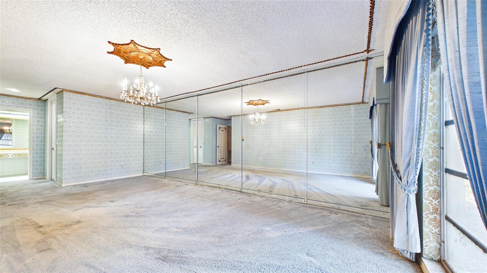 TEMPLE TERRACE ESTATES REP - Residential