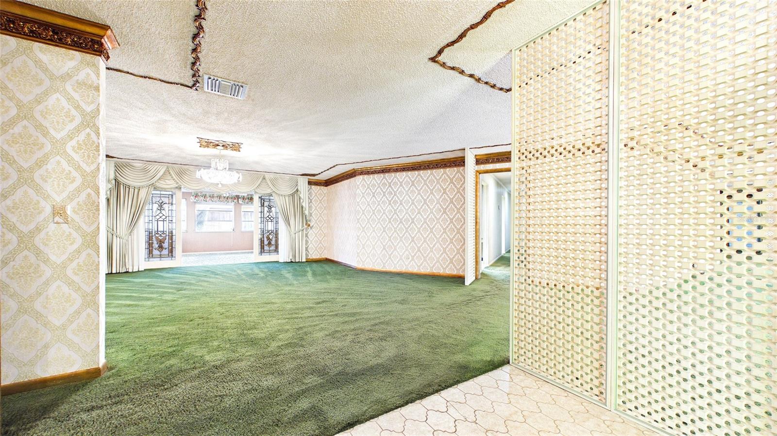 TEMPLE TERRACE ESTATES REP - Residential