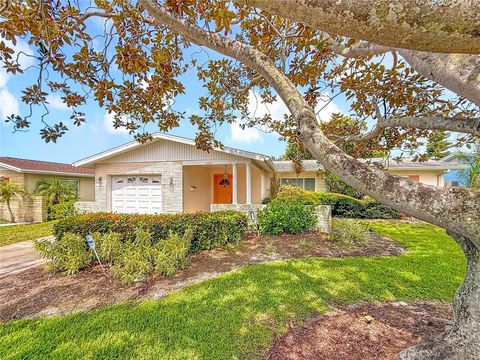 Photo of 13583 87th Avenue, Seminole, FL 33776 (MLS # TB8431225)