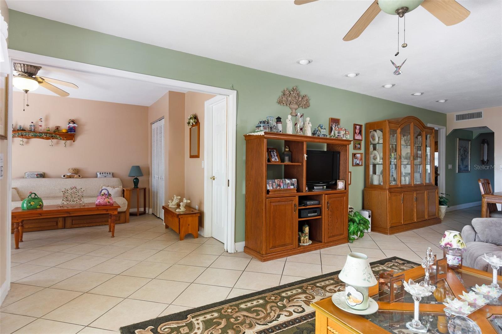 CORDOVA GREENS CONDO - Residential