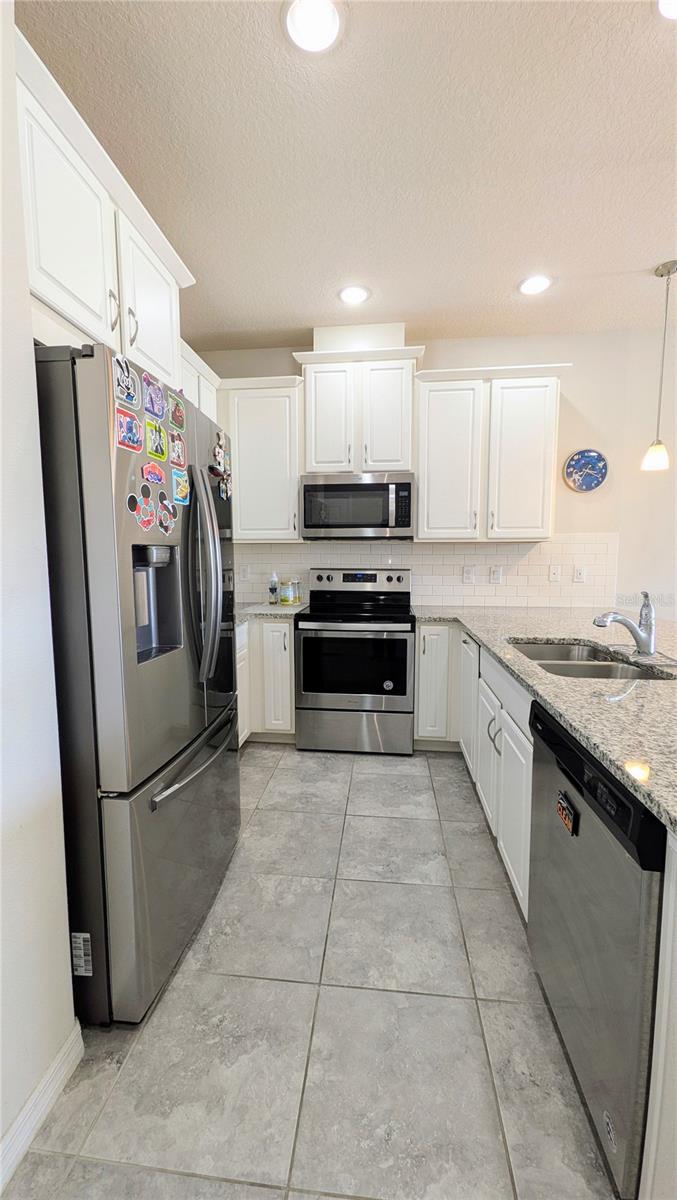 TAPESTRY PH 4 - Residential