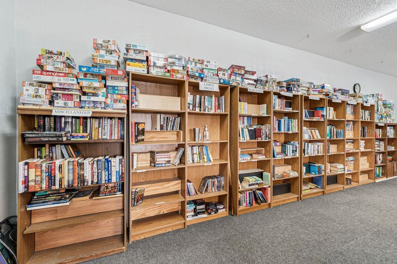 LAKE N GOLF ESTATES ADD - Residential