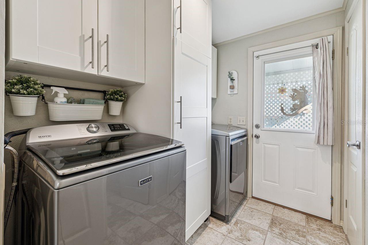 LAKE N GOLF ESTATES ADD - Residential