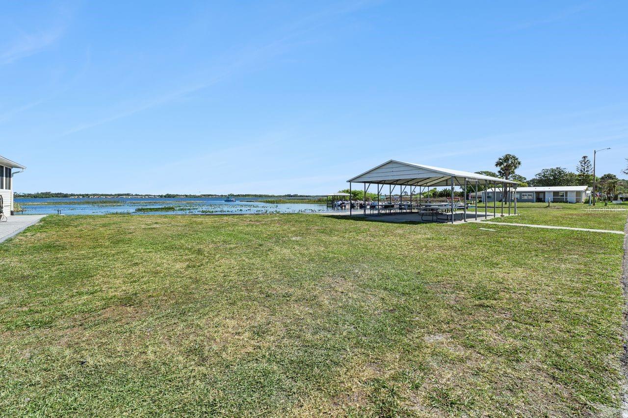 LAKE N GOLF ESTATES ADD - Residential