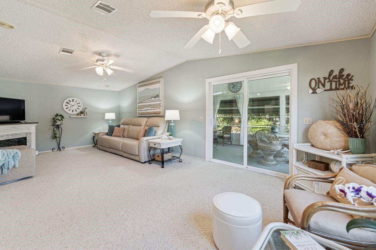 LAKE N GOLF ESTATES ADD - Residential