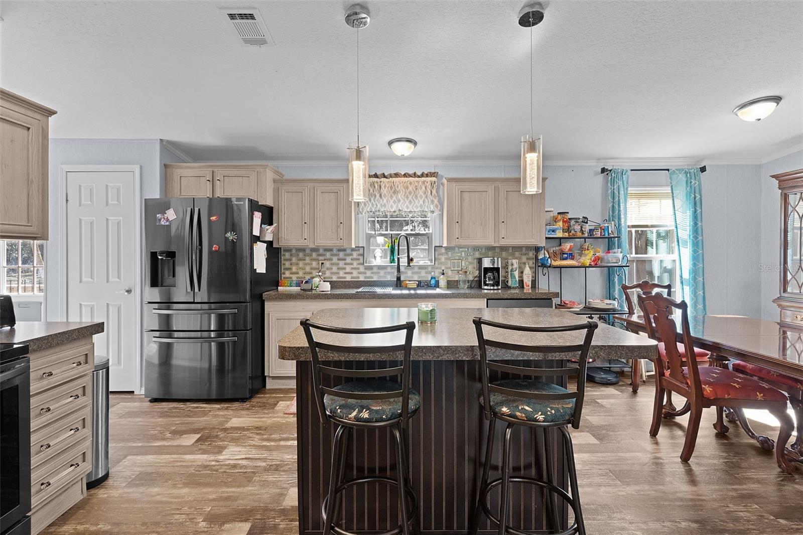 HARBOR DALE OAKS - Residential