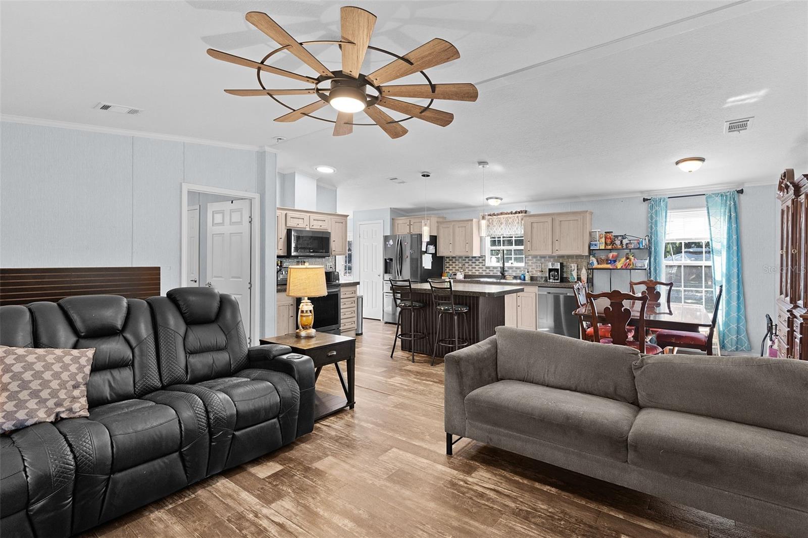 HARBOR DALE OAKS - Residential