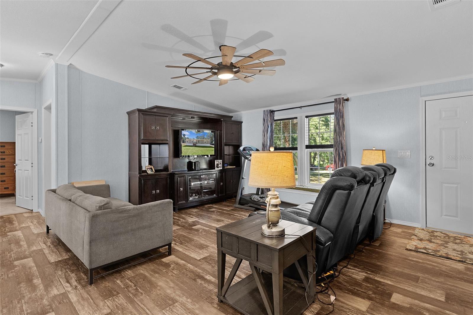 HARBOR DALE OAKS - Residential