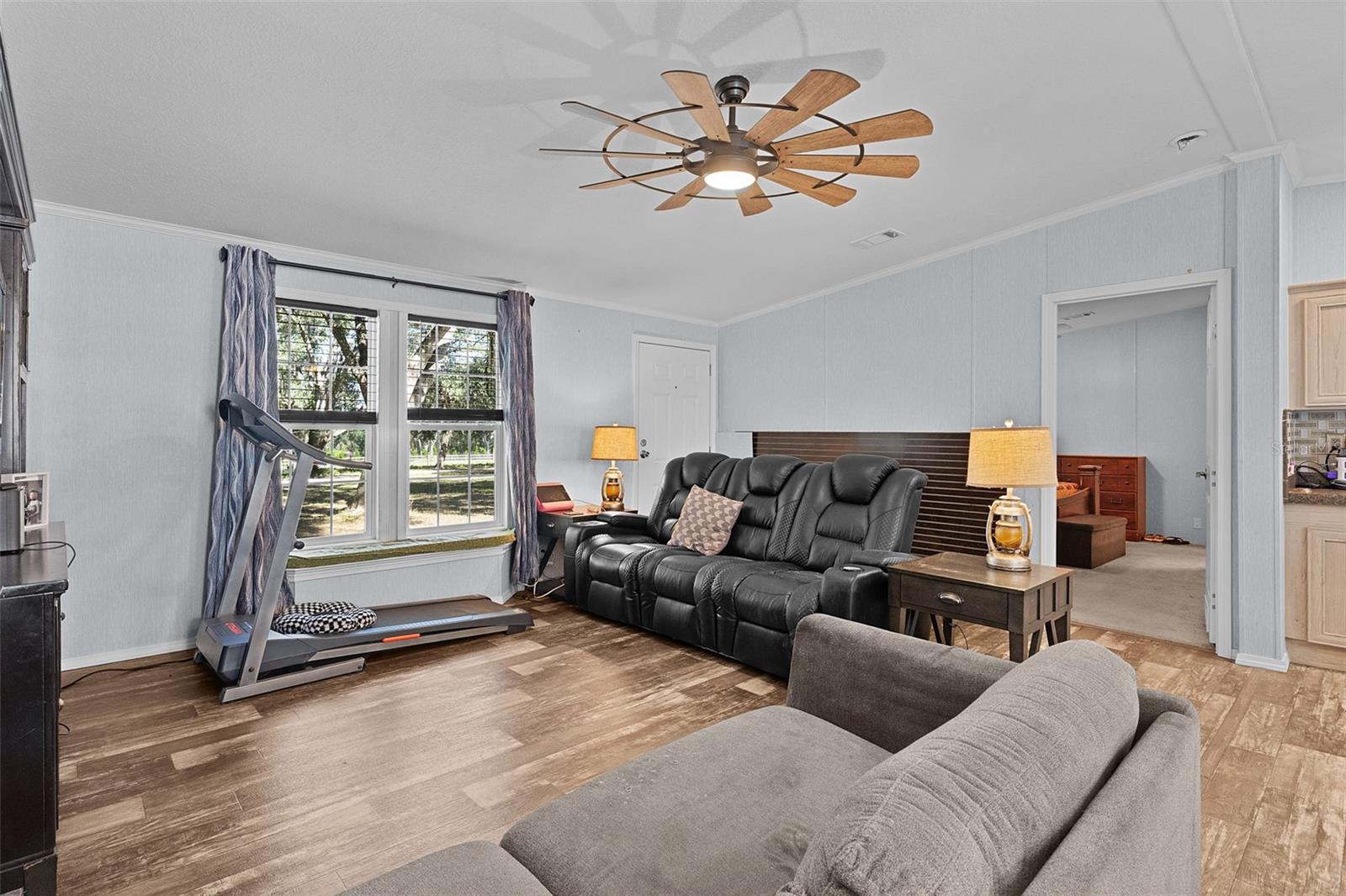 HARBOR DALE OAKS - Residential