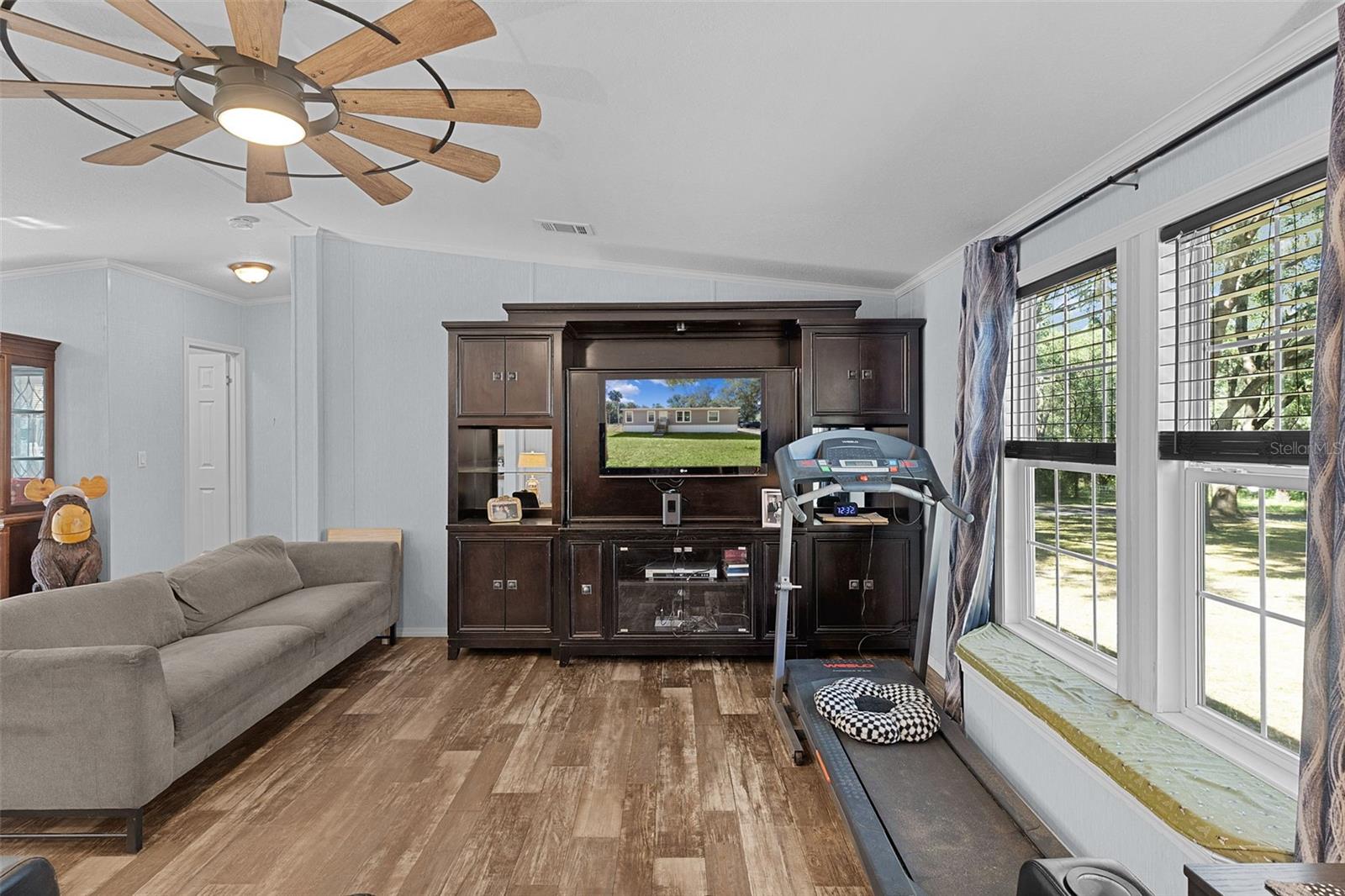 HARBOR DALE OAKS - Residential