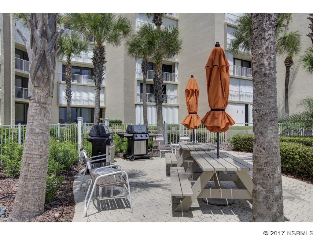 Pelican - Residential