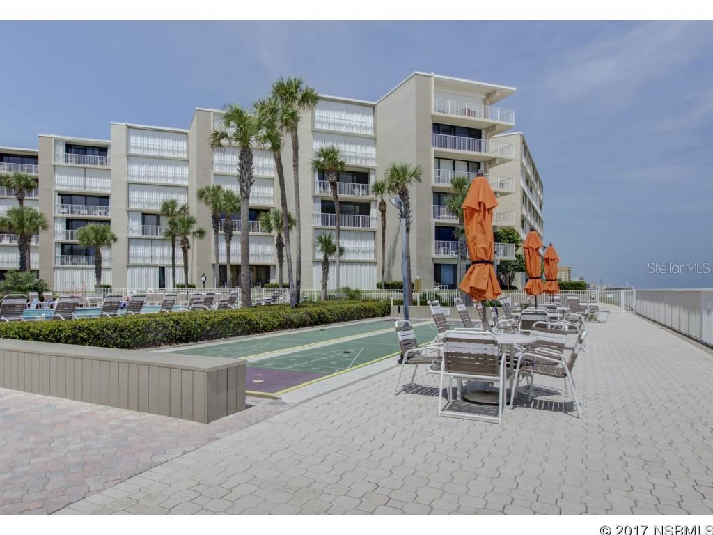 Pelican - Residential