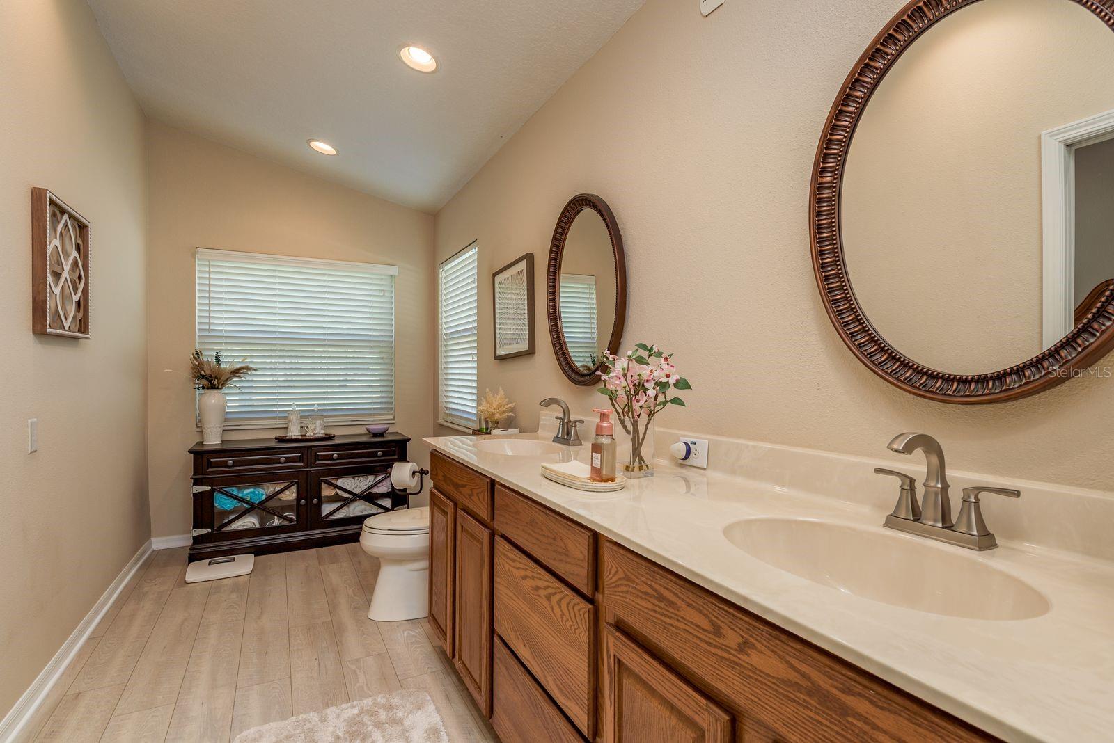 WELLINGTON AT SEVEN HILLS PH 7 - Residential