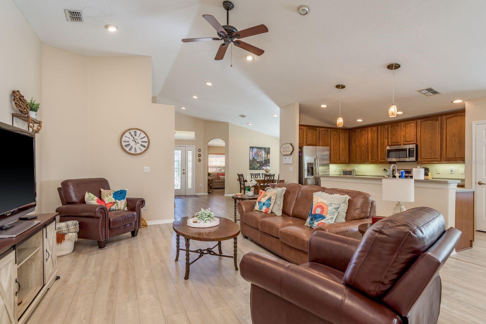 WELLINGTON AT SEVEN HILLS PH 7 - Residential