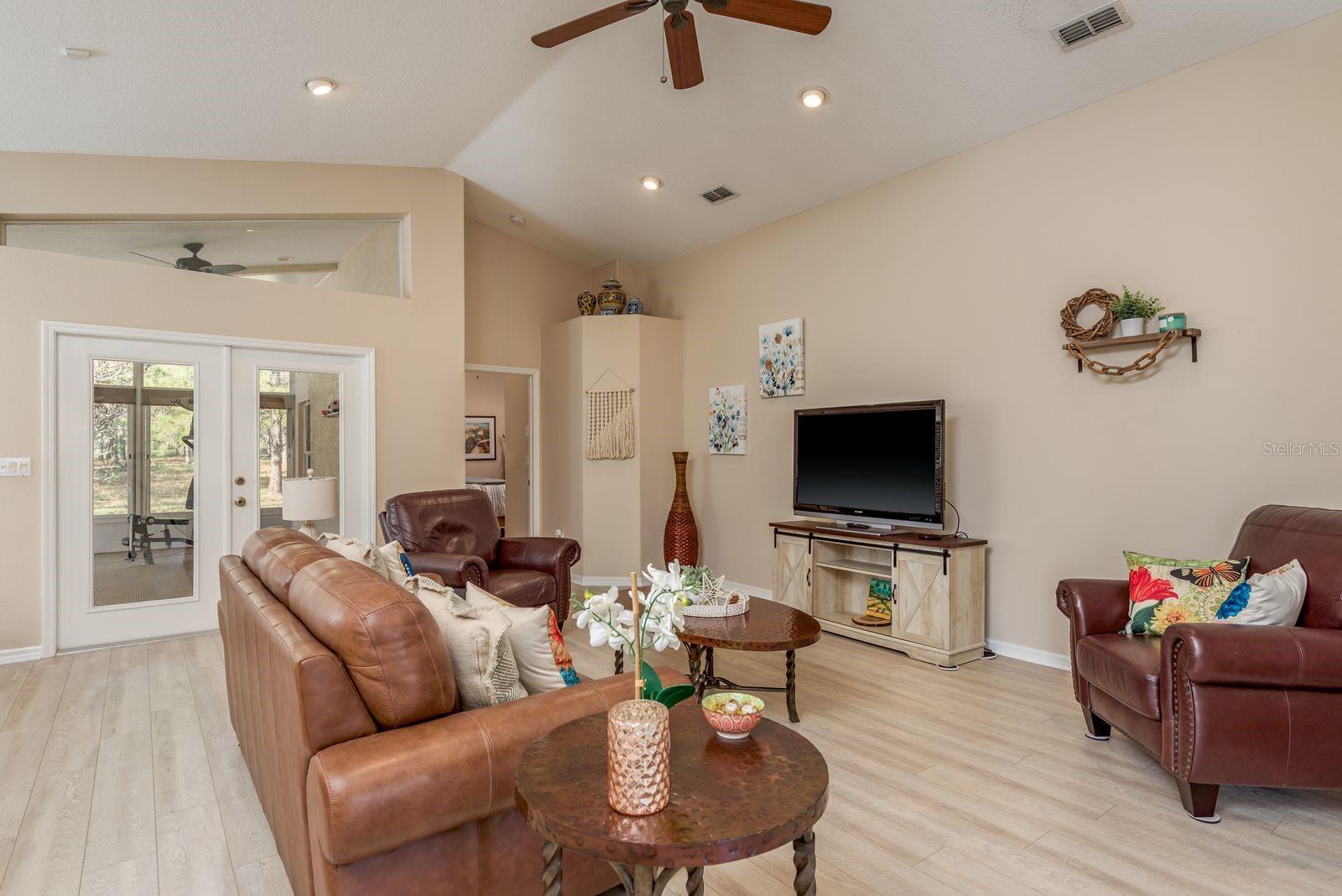 WELLINGTON AT SEVEN HILLS PH 7 - Residential