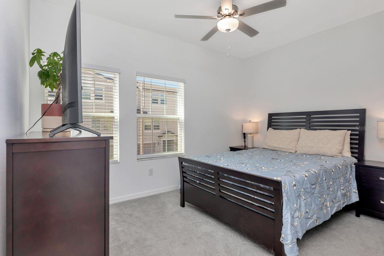 PALM RIVER TOWNHOMES PARTIAL REPLAT - Residential