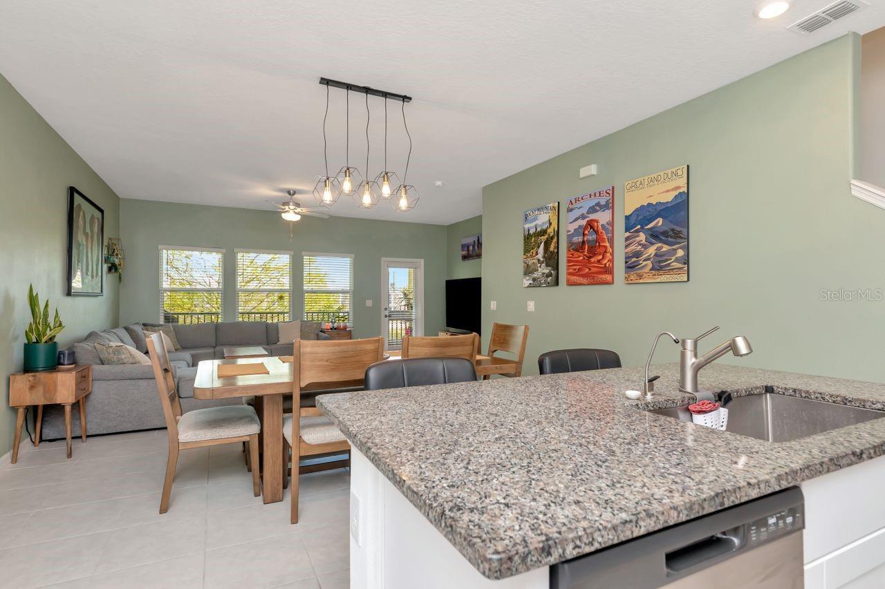 PALM RIVER TOWNHOMES PARTIAL REPLAT - Residential