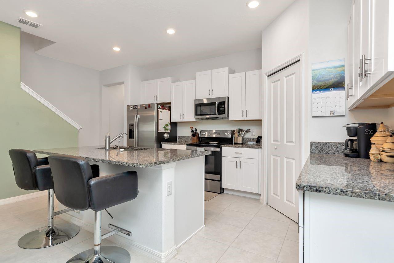 PALM RIVER TOWNHOMES PARTIAL REPLAT - Residential