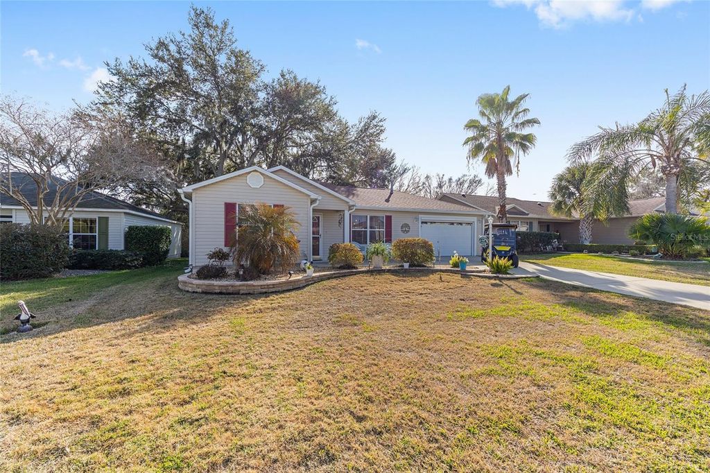 Photo of 17457 SE 76th Flintlock Terrace, The Villages, FL 32162 (MLS # G5107160)