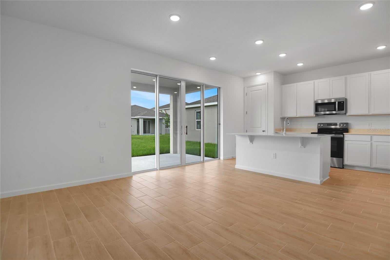 SEASONS AT ANNABELLE ESTATES - Residential