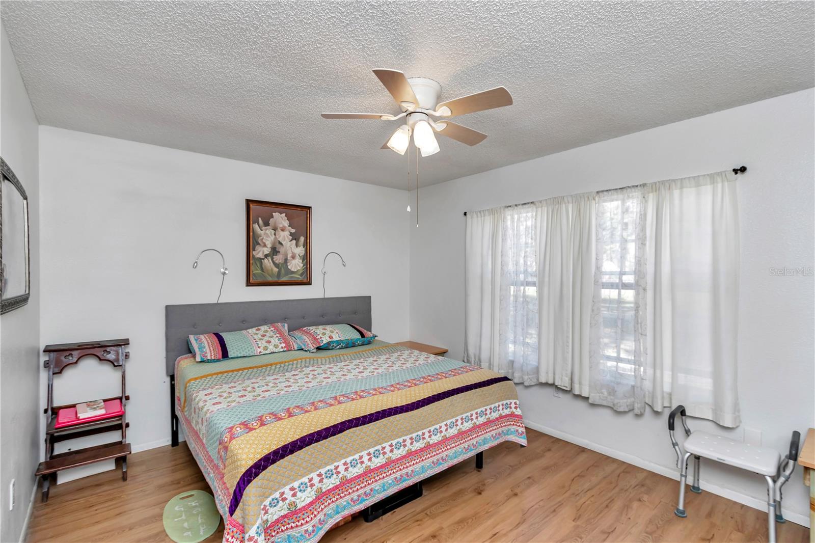 SILVER SPGS SHORES UN 28 - Residential