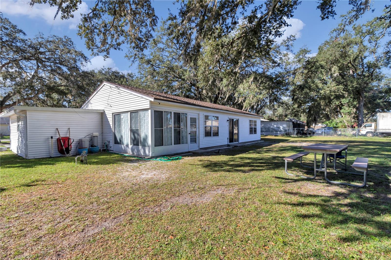 SILVER SPGS SHORES UN 28 - Residential