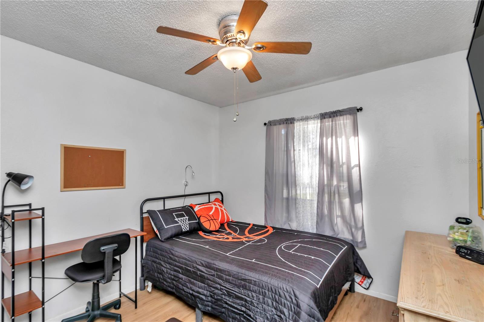 SILVER SPGS SHORES UN 28 - Residential