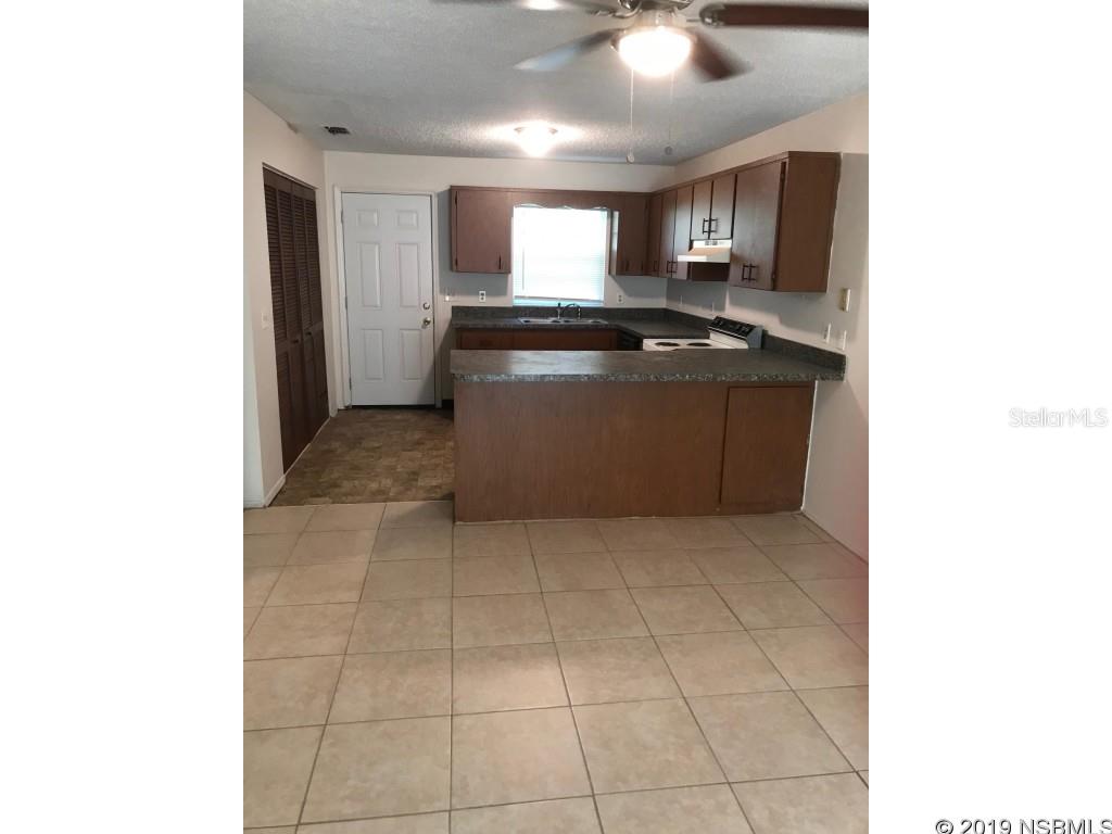 Florida Shores 01 - Residential Income