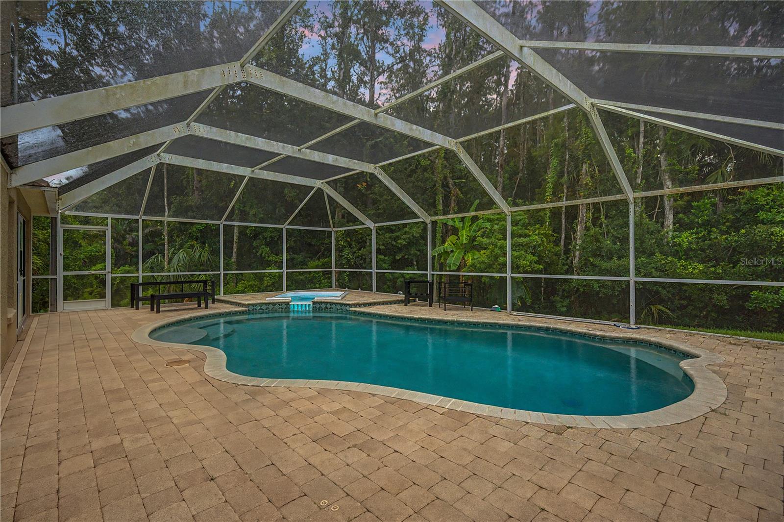 212 ARBOR WOODS CIRCLE