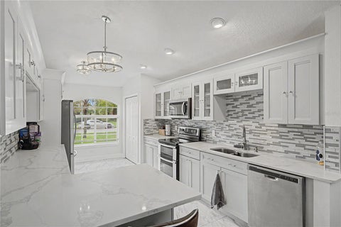 212 Arbor Woods Circle, Oldsmar, FL 34677