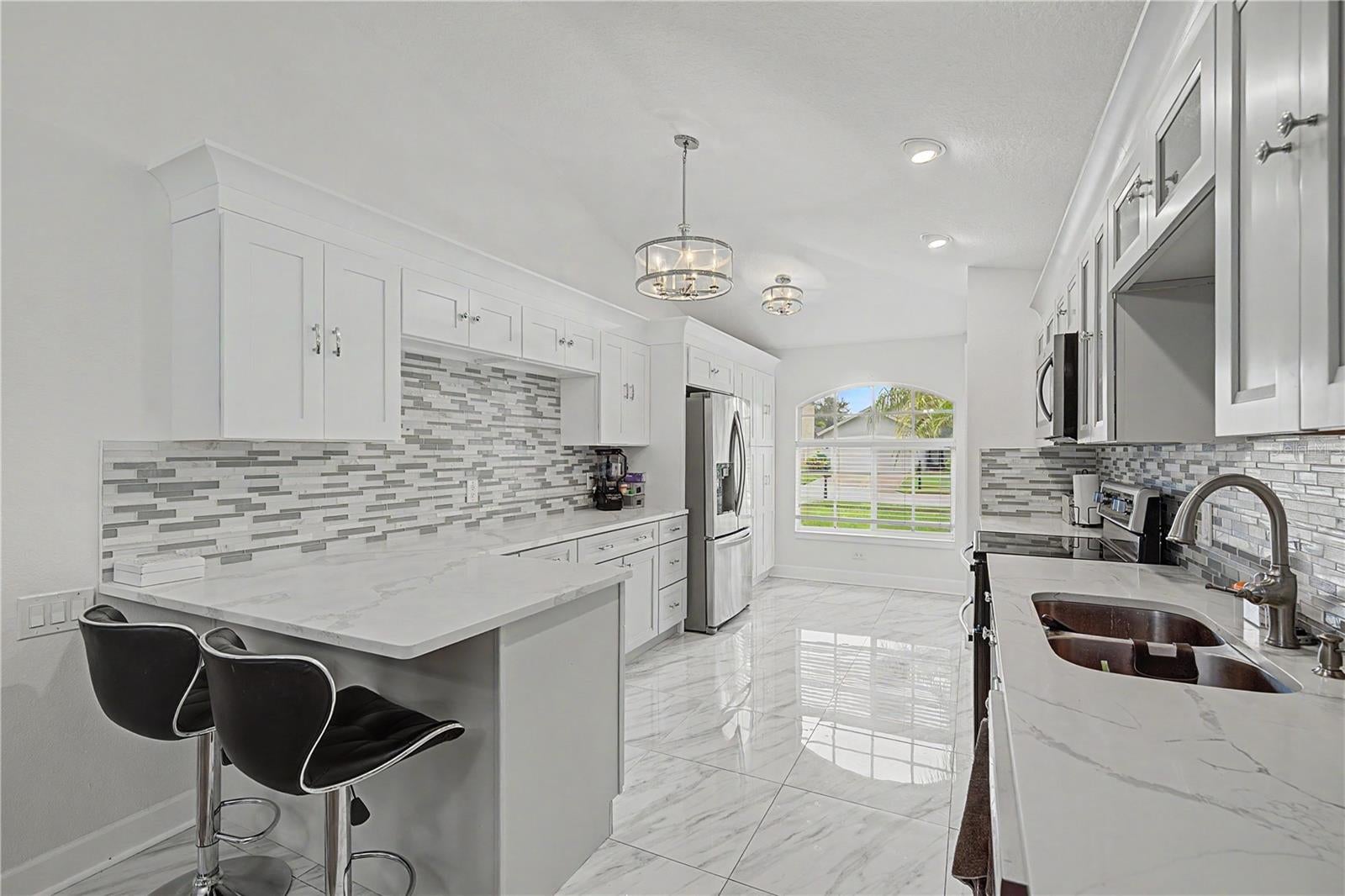212 ARBOR WOODS CIRCLE