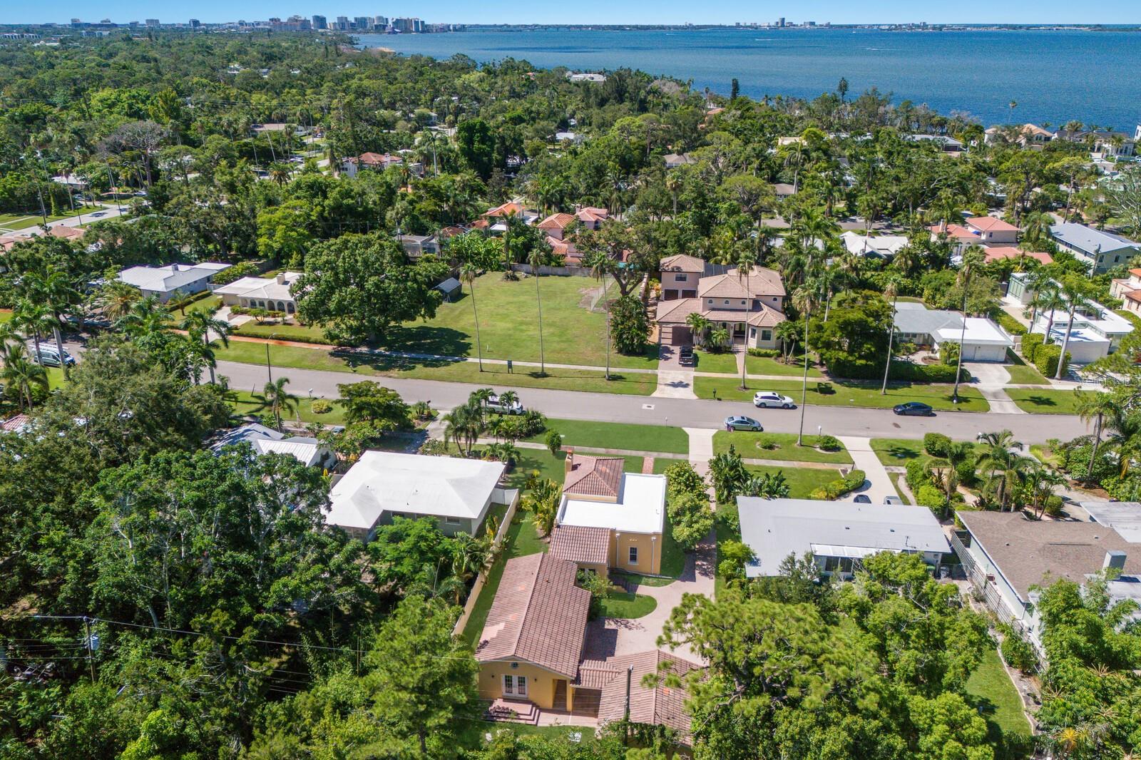 SAPPHIRE SHORES - Residential