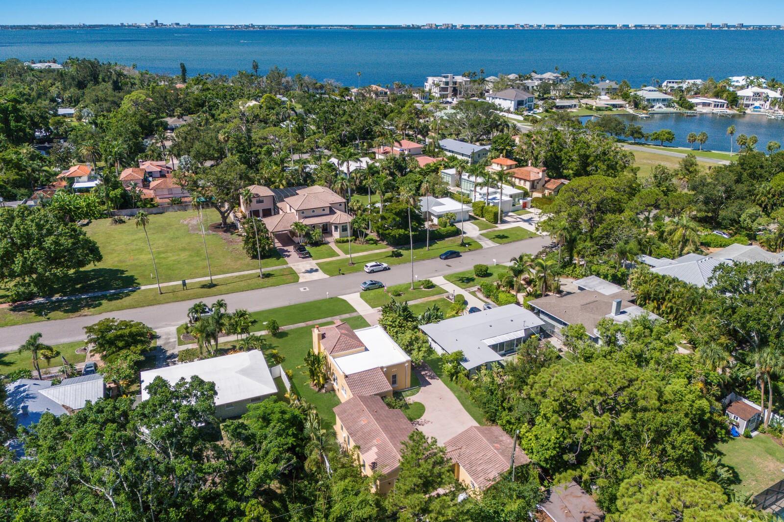 SAPPHIRE SHORES - Residential