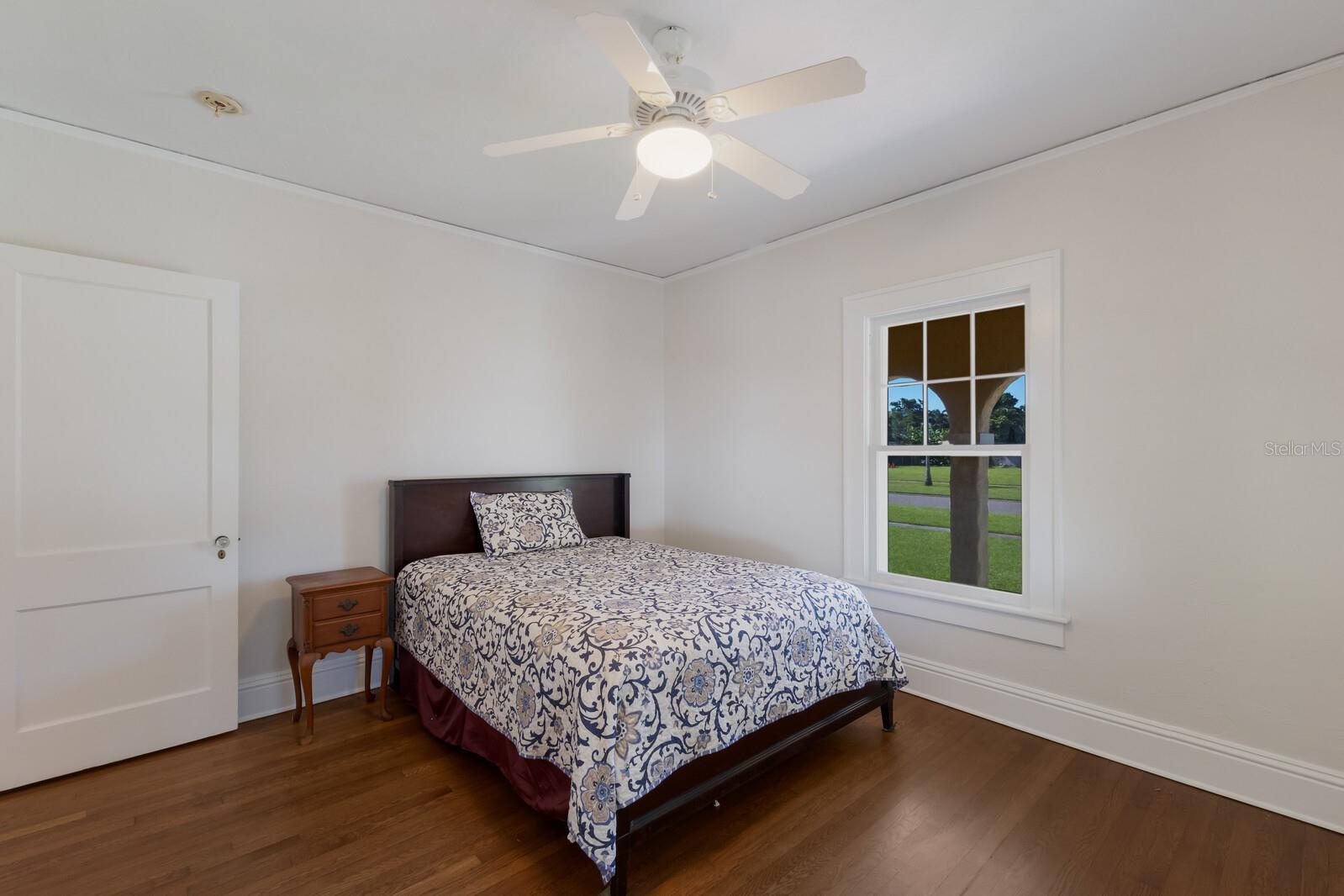 SAPPHIRE SHORES - Residential