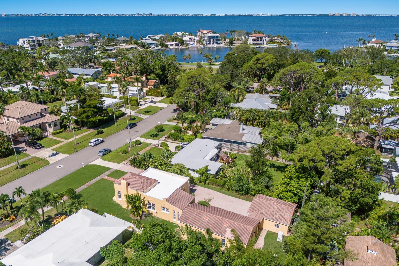 SAPPHIRE SHORES - Residential