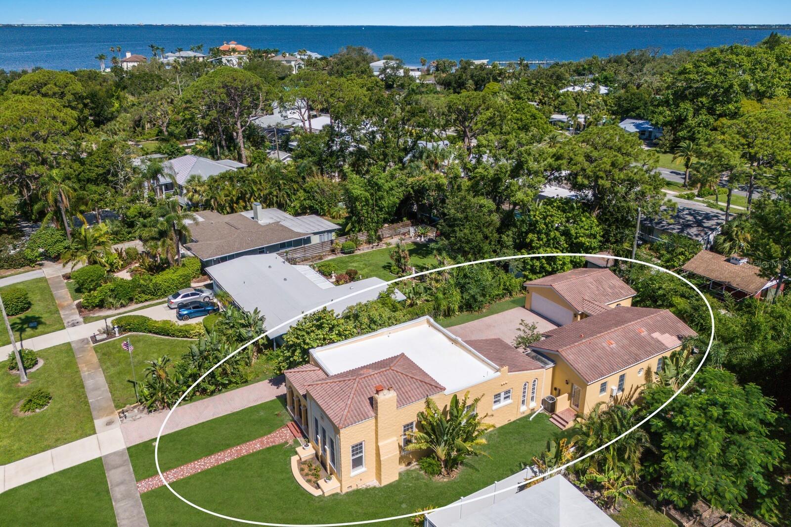 SAPPHIRE SHORES - Residential